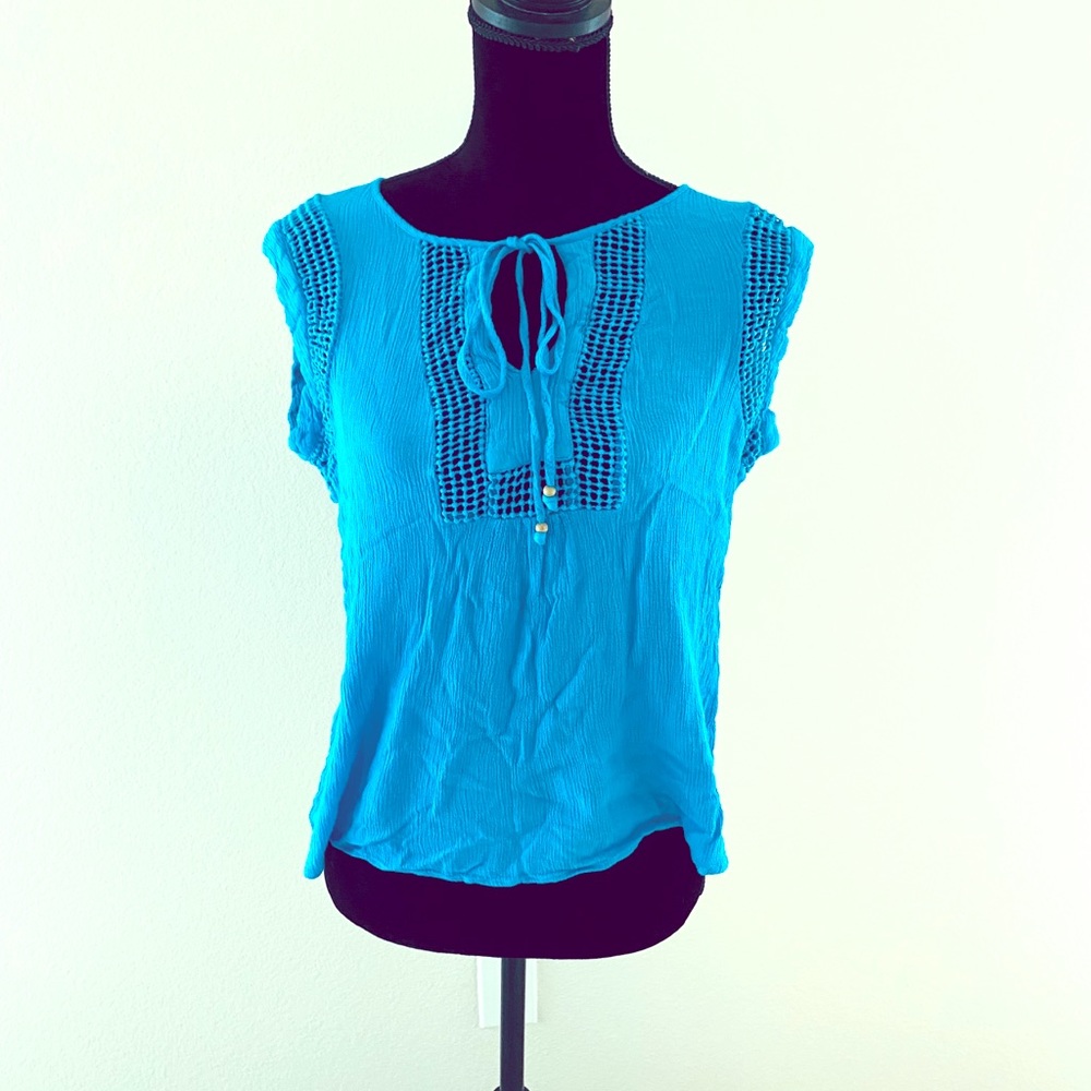 5/$25! Daniel Rainn Turquoise Top